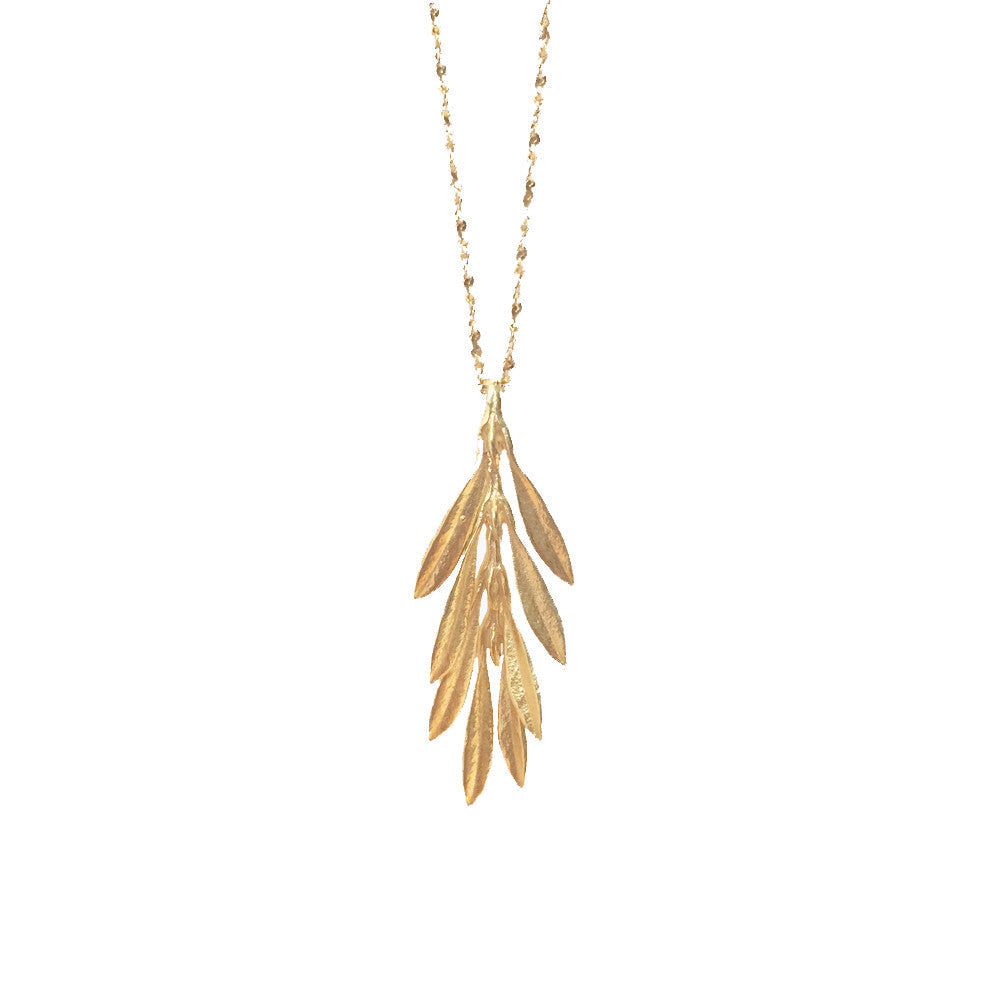 swaying leaf necklace