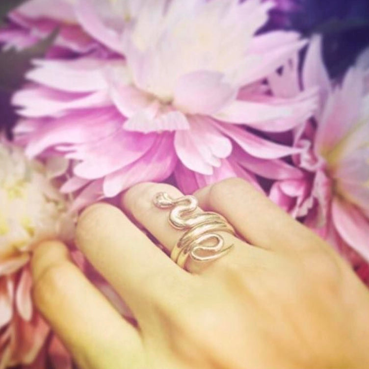 snake coil ring