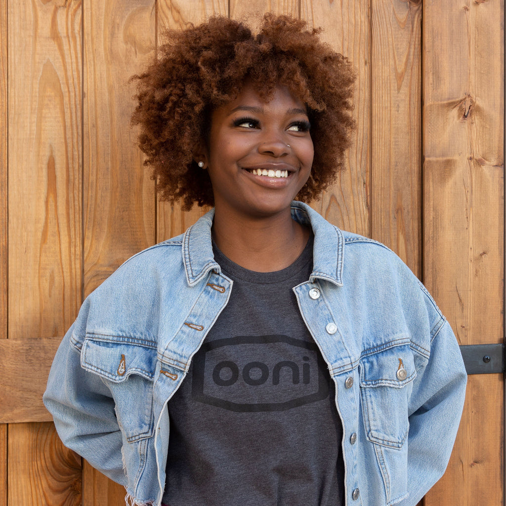 Ooni Minimal Logo Dark Gray Unisex T-shirt